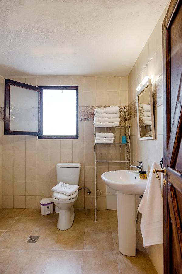 Kristina'S Apartments Rhodes City Extérieur photo
